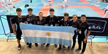 EXPERIENCIA INTERNACIONAL PARA EL KARATE DE CENTRO – RESUMEN DEL FIN DE SEMANA DEPORTIVO ROJINEGRO